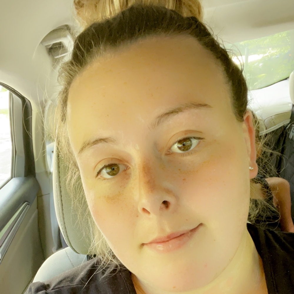 Meet your Posher, Brittney